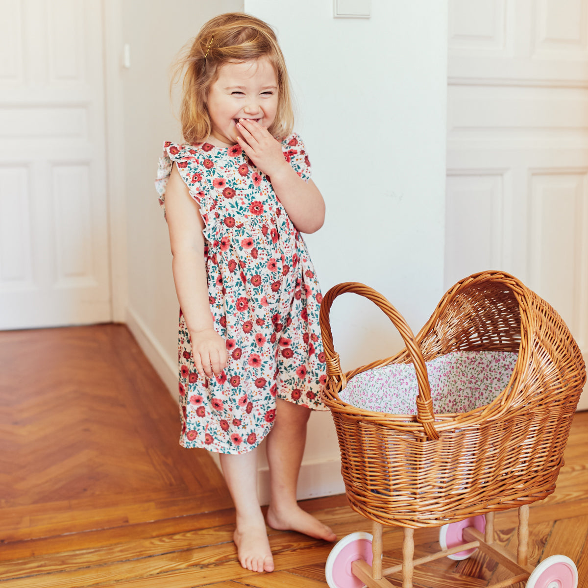 Patron de combinaison et de robe pour bébé mixte