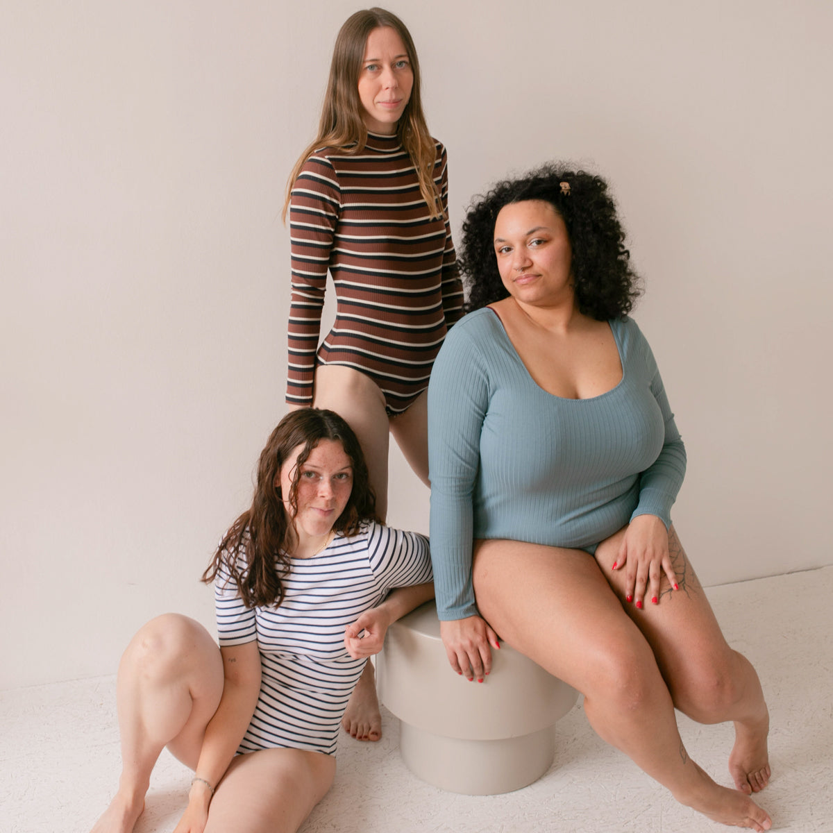 Patron de body femme Paloma avec plusieurs encolures et manches en format du 32 au 52