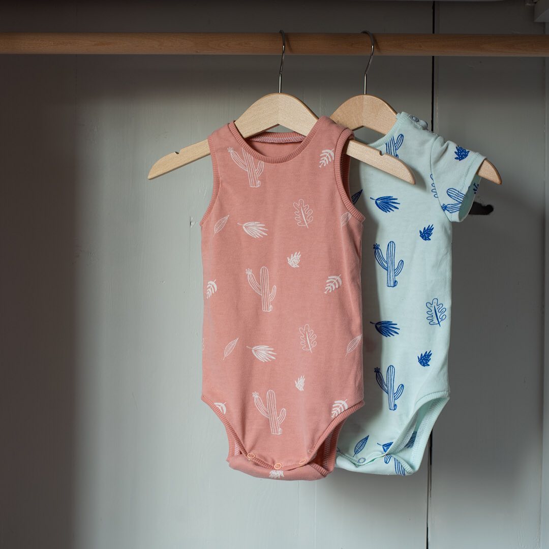Duo de patron de body pour bébé sans manches