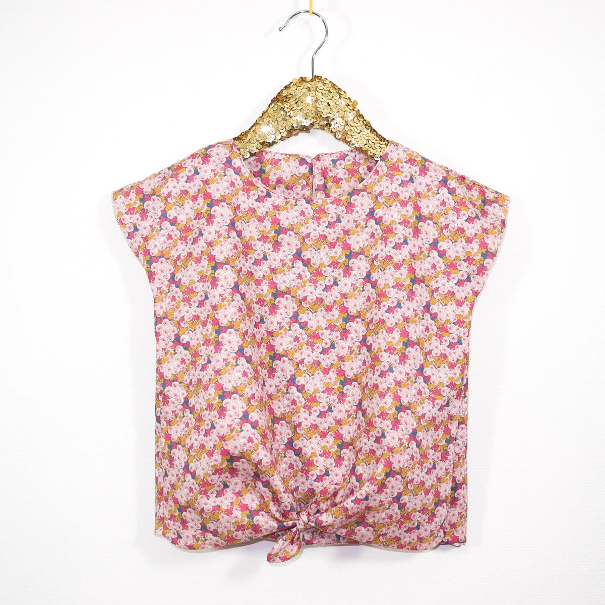 Couture de top sans pour fille