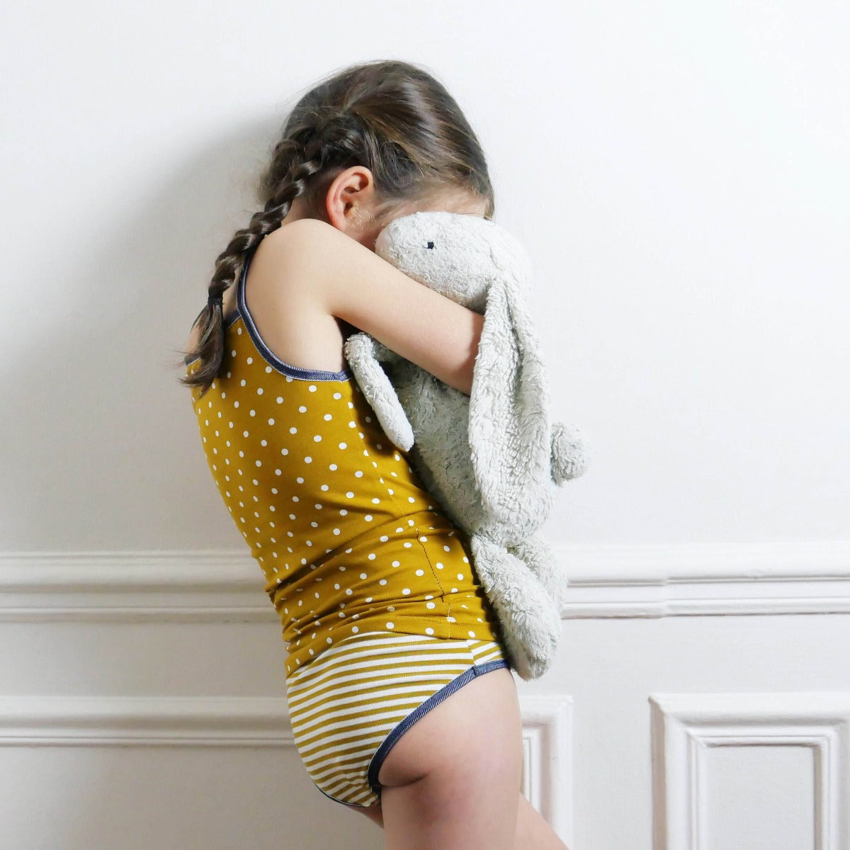 Couture de sous-vêtement pour mère et fille 