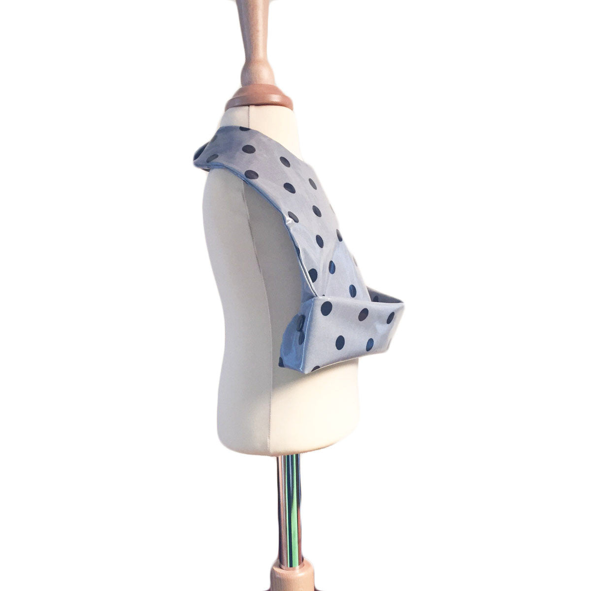 Couture de bavoir pour bébé 